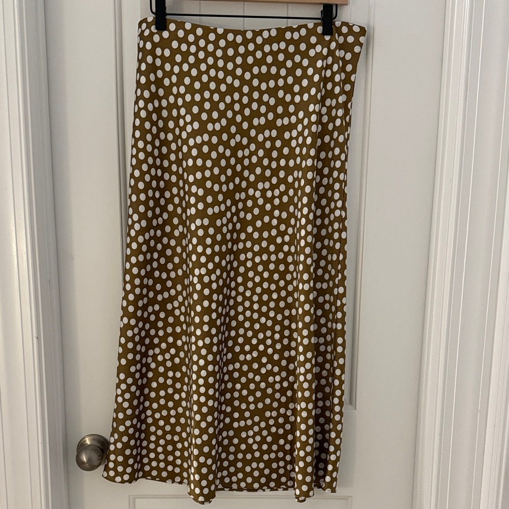 J.Crew polka dot midi skirt in machine washable fabric (size L) - Picture 2 of 5